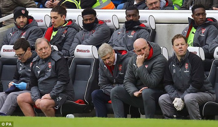 Arsenal thua 4 trận liền, fan khóc nức nở - Ảnh 3.