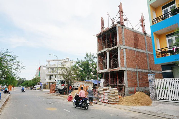 Giá đất nền ở TP HCM sẽ sốt trở lại? - Ảnh 1. Giá đất nền ở TP HCM sẽ sốt trở lại? - Ảnh 1.