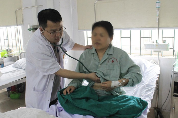 Cứu sống nữ du khách Trung Quốc bị nhồi máu cơ tim ở Việt Nam - Ảnh 1.