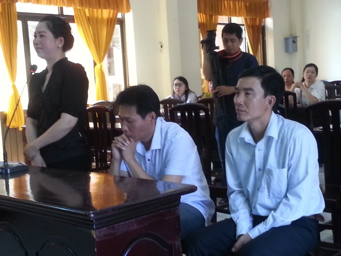 Đang xét xử vụ tham ô xảy ra tại Văn phòng Đăng ký đất đai huyện Phú Quốc - Ảnh 2.