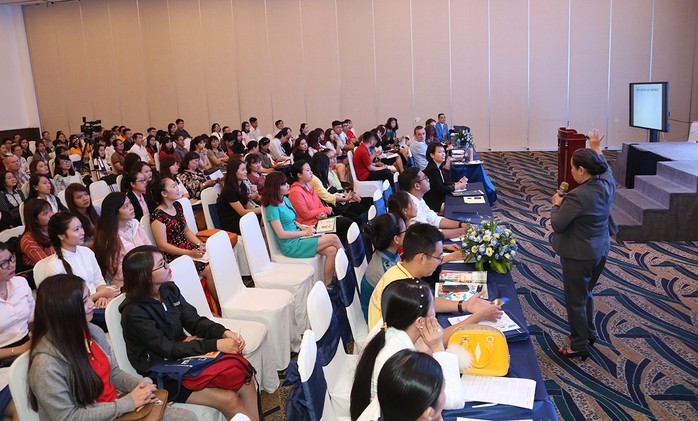 250 giáo viên chia sẻ giải pháp nâng cao hiệu quả dạy tiếng Anh - Ảnh 1.