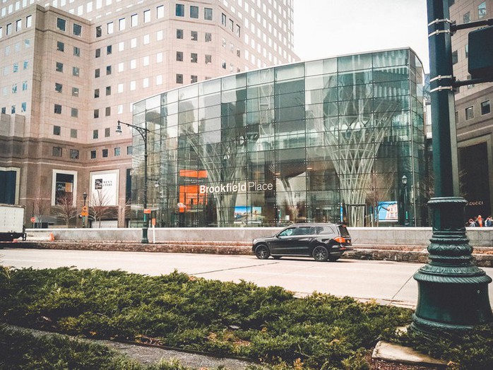 Khám phá trung tâm mua sắm xa xỉ bậc nhất New York - Ảnh 1. Khám phá trung tâm mua sắm xa xỉ bậc nhất New York - Ảnh 1.