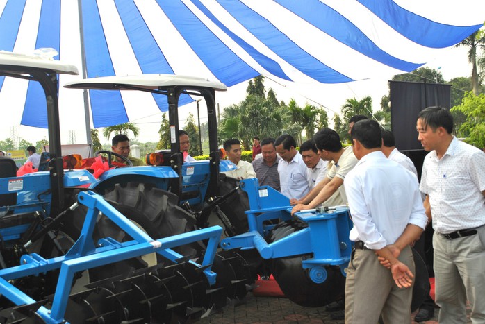 Máy kéo thương hiệu THACO xuất xưởng phục vụ nông nghiệp - Ảnh 1.