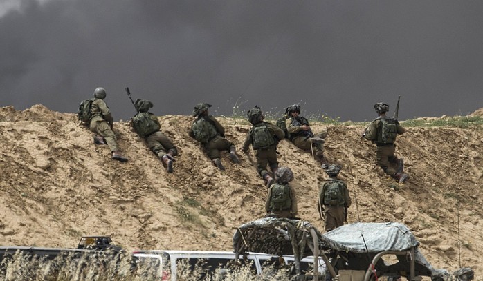 Bạo lực ở Gaza tiếp diễn, quân đội Israel bắn chết 4 người Palestine - Ảnh 3.