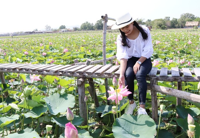 Thầy giáo trẻ và khu du lịch Sen Caraih - Ảnh 4.