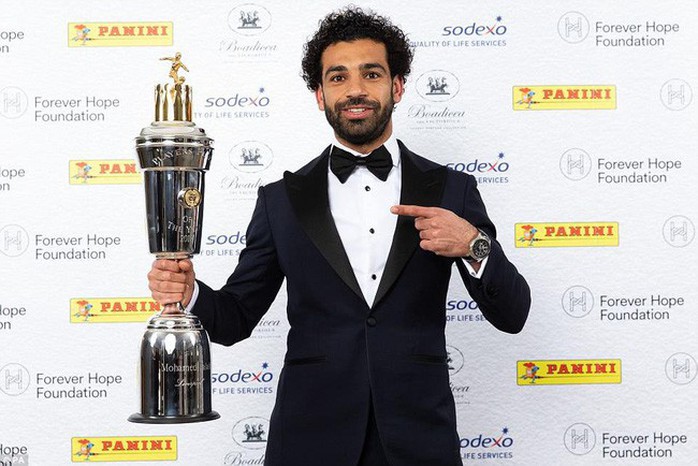 Vượt De Bruyne, Salah đoạt giải Cầu thủ hay nhất mùa - Ảnh 1.