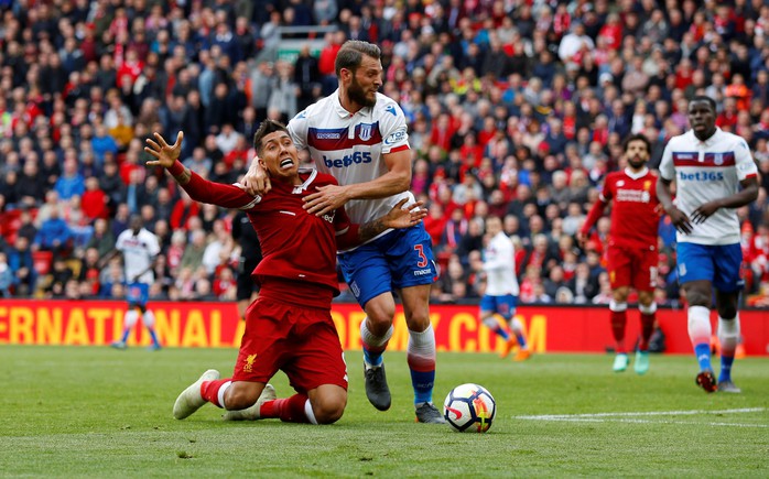 Liverpool bị cầm hòa, Salah vuột cơ hội phá kỷ lục ghi bàn - Ảnh 1.