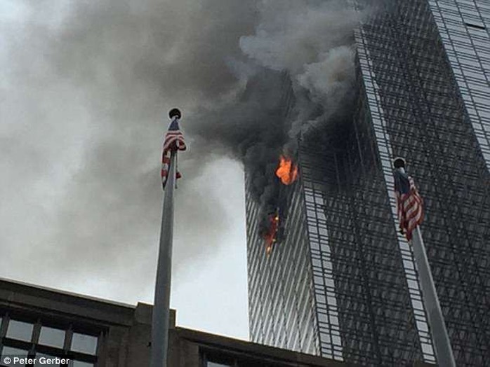 Cháy căn hộ tại Trump Tower, 1 người thiệt mạng - Ảnh 3.