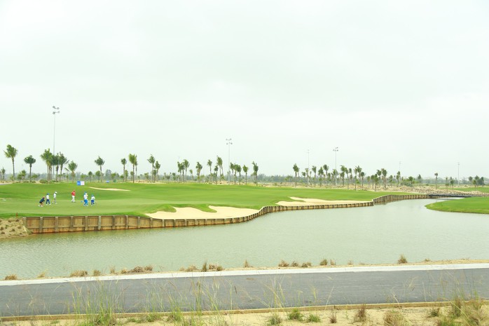 Cuốn hút sân golf phong cách bờ kè đầu tiên tại châu Á - Ảnh 6. Cuốn hút sân golf phong cách bờ kè đầu tiên tại châu Á - Ảnh 6.
