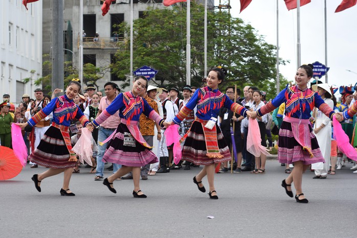 Sau festival, du lịch Huế có khởi sắc? - Ảnh 1.