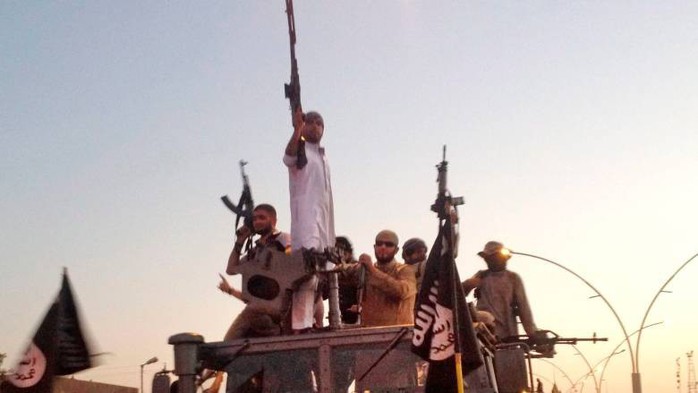 Iraq bắt giữ 5 thủ lĩnh IS bị truy nã gắt gao nhất - Ảnh 1.