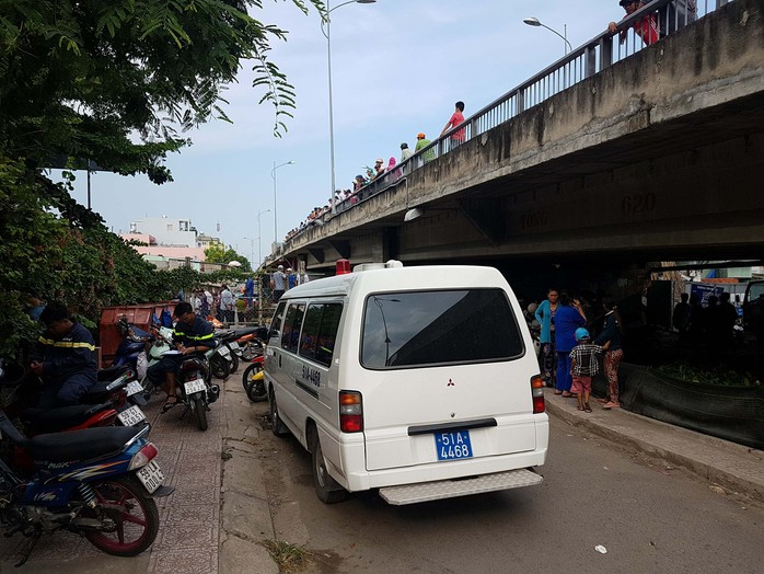 Em học sinh khản giọng kêu cứu trước khi chìm dần ở kênh Đôi - Ảnh 4.