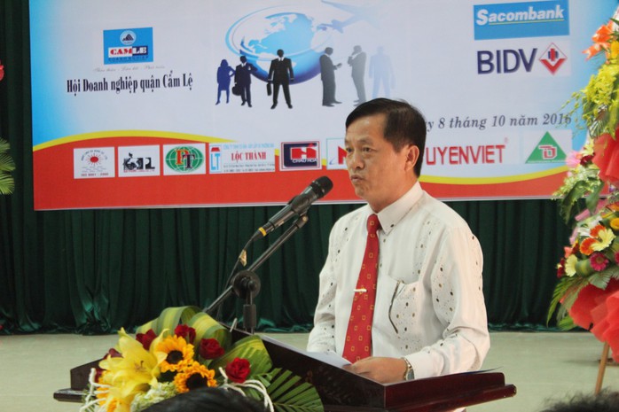 Đà Nẵng cảnh cáo Chủ tịch UBND quận Cẩm Lệ - Ảnh 1.