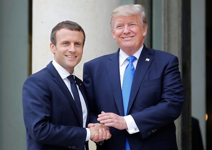 Người Pháp bất bình vì “tình huynh đệ” Macron - Trump - Ảnh 1.