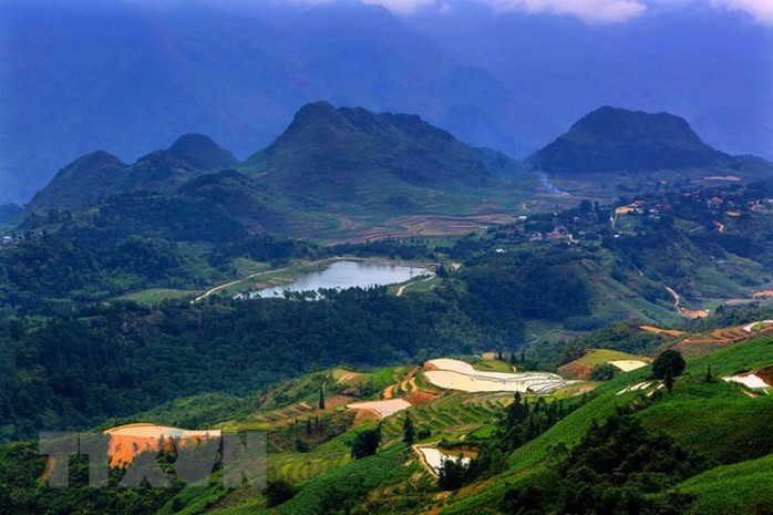 Toàn cảnh vẻ đẹp hùng vĩ của Hà Giang những ngày vào hạ - Ảnh 11. Toàn cảnh vẻ đẹp hùng vĩ của Hà Giang những ngày vào hạ - Ảnh 11.