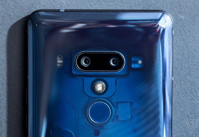 HTC U12+ ra mắt với 4 camera, RAM 6GB - Ảnh 4.