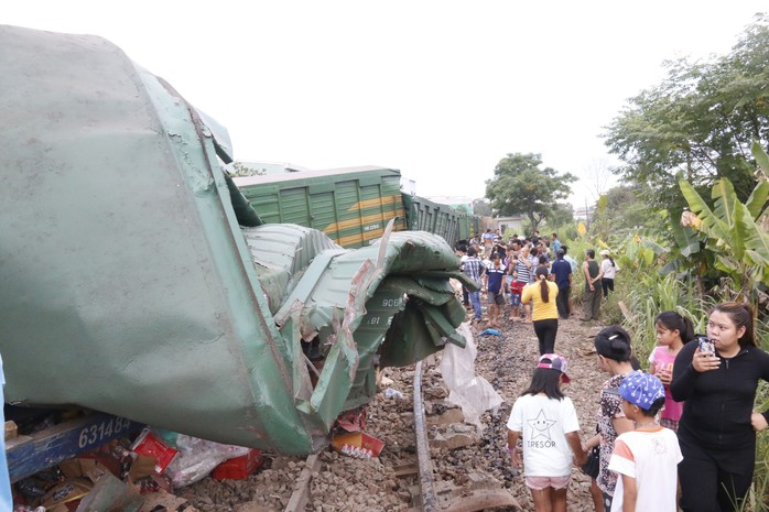 Bộ trưởng Nguyễn Văn Thể: Truy rõ trách nhiệm vụ tàu hàng tông nhau - Ảnh 2.