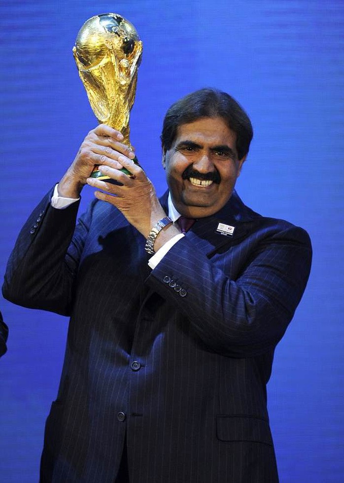 World Cup Qatar 2022 dậy sóng với nghi án FIFA nhận hối lộ - Ảnh 5.