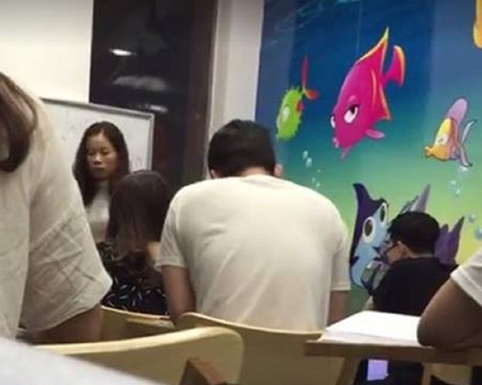 Video cô giáo ví học viên là con lợn khi đấu khẩu với nhau trên lớp - Ảnh 1.