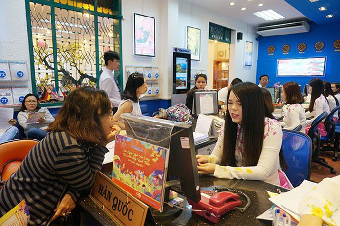 Người Việt ngày càng thích du lịch Nhật Bản, Hàn Quốc - Ảnh 1. Người Việt ngày càng thích du lịch Nhật Bản, Hàn Quốc - Ảnh 1.