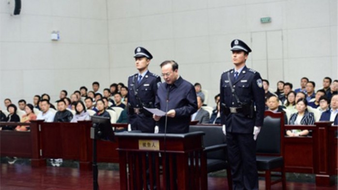 Nhận hối lộ hơn 26 triệu USD, cựu quan chức Trung Quốc lãnh án chung thân - Ảnh 1.