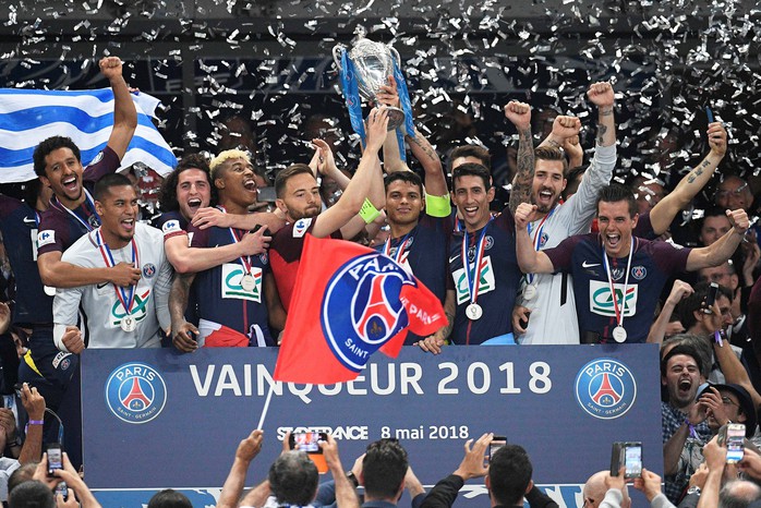 Cavani tỏa sáng, PSG giành cú ăn ba - Ảnh 1.