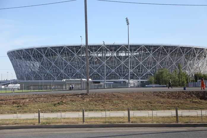 Thăm sân Volgograd trước World Cup - Ảnh 3.