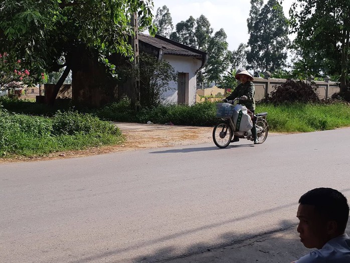 Bàng hoàng phát hiện chồng chết treo cổ trong nghĩa trang - Ảnh 1.