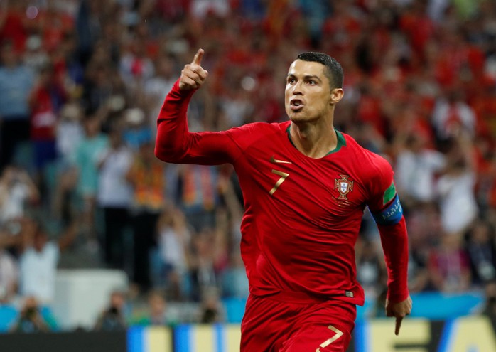 Ronaldo lập hat-trick, Bồ Đào Nha thoát thua ngoạn mục - Ảnh 9.