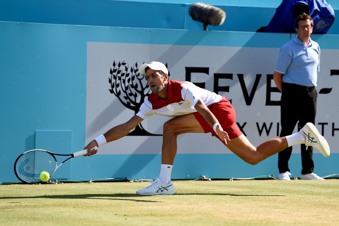 Federer bất ngờ thua đàn em ở chung kết Halle Open - Ảnh 5.