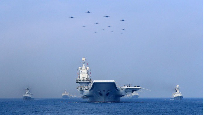Mỹ sẽ đưa tàu chiến lớn hơn thách thức Trung Quốc ở biển Đông? - Ảnh 1.
