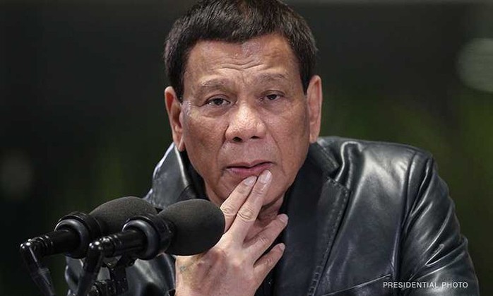Ông Duterte không gửi quân tới biển Đông vì sợ bị lật đổ - Ảnh 1.