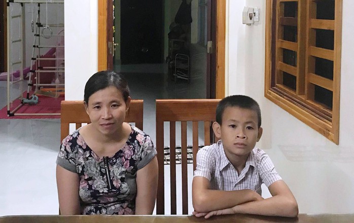 Cậu bé lớp 7 gây sốt với Mưa chiều miền Trung - Ảnh 2. Cậu bé lớp 7 gây sốt với Mưa chiều miền Trung - Ảnh 2.