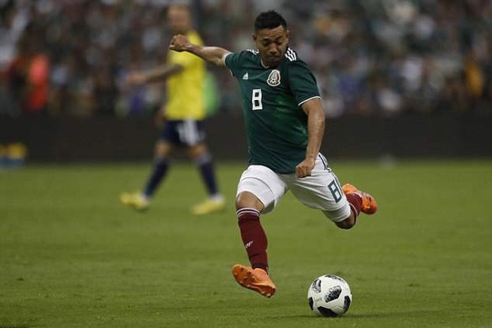 8 tuyển thủ Mexico dính nghi án thác loạn với 30 gái gọi trước World Cup - Ảnh 5.