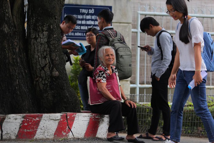 Bà con Thủ Thiêm: Thông cảm với lãnh đạo mới nhưng phải làm rõ trách nhiệm lãnh đạo cũ - Ảnh 5.