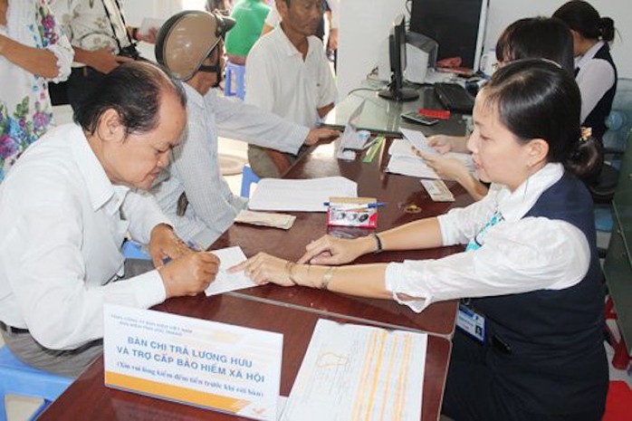 Thay đổi nhiều chính sách từ việc điều chỉnh tiền lương - Ảnh 1. Thay đổi nhiều chính sách từ việc điều chỉnh tiền lương - Ảnh 1.