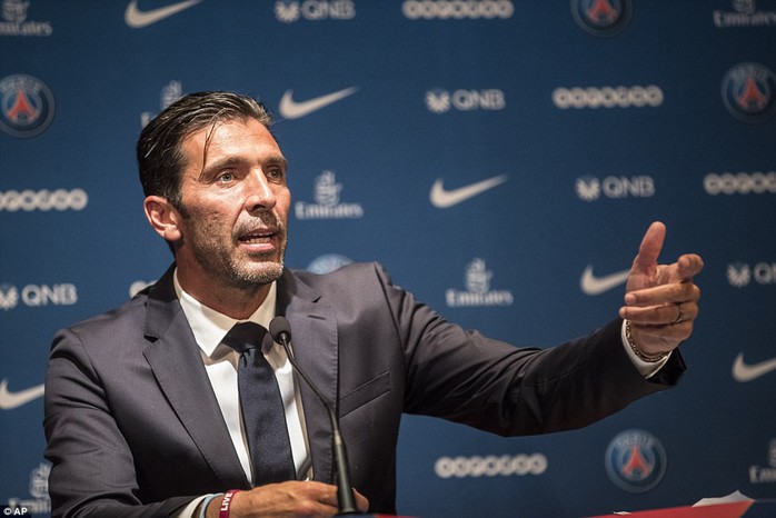 Gianluigi Buffon gia nhập PSG ở tuổi 40 - Ảnh 6.