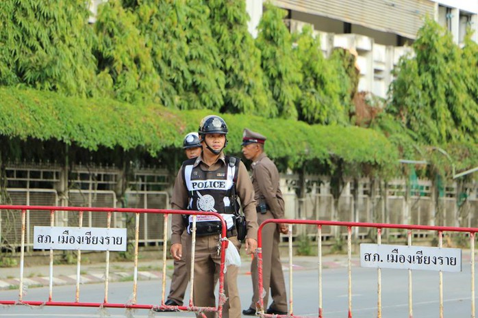 Người Lao Động tường thuật từ bệnh viện điều trị đội bóng mắc kẹt - Ảnh 4.