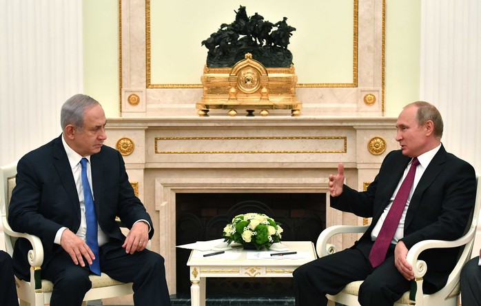 Israel hứa để yên cho ông Assad, muốn Nga tống Iran khỏi Syria? - Ảnh 1.