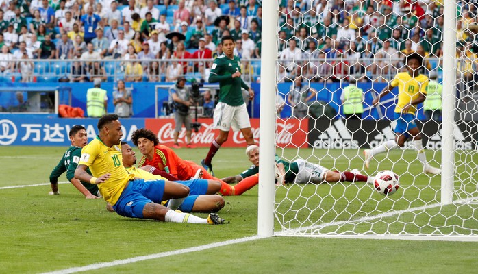 Neymar tuyên bố sung sức sau khi giúp Brazil hất văng Mexico - Ảnh 3.