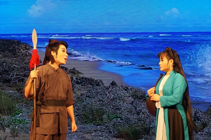 Nghệ sĩ Võ Minh Lâm xúc động hội ngộ cha trên sân khấu Hòn vọng phu - Ảnh 7.