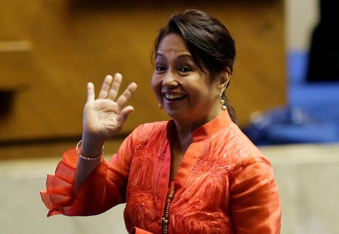 Philippines: Cựu tổng thống từng ngồi tù trở thành Chủ tịch Hạ viện - Ảnh 1.