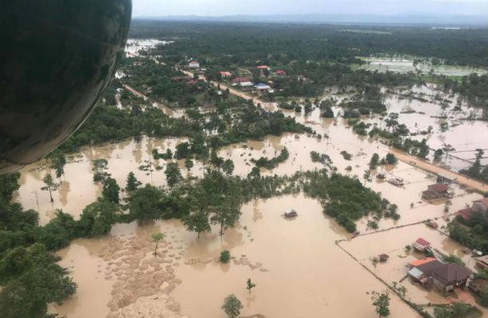 Vỡ đập thủy điện tại Lào: Chạy đua cứu người gặp nạn - Ảnh 2.