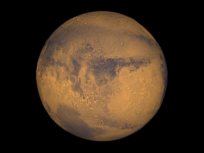 Sao Hỏa tỏa sáng cùng với trăng máu dài nhất thế kỷ - Ảnh 3.