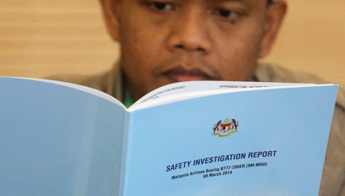 “Sếp lớn” hàng không dân dụng Malaysia từ chức sau báo cáo MH370 - Ảnh 2.