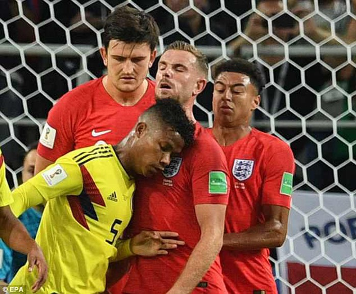 “Trận Anh – Colombia là ác mộng với mọi trọng tài” - Ảnh 1.