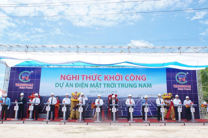 Nhà máy điện 2 trong 1 đầu tiên ở Việt Nam - Ảnh 1. Nhà máy điện 2 trong 1 đầu tiên ở Việt Nam - Ảnh 1.