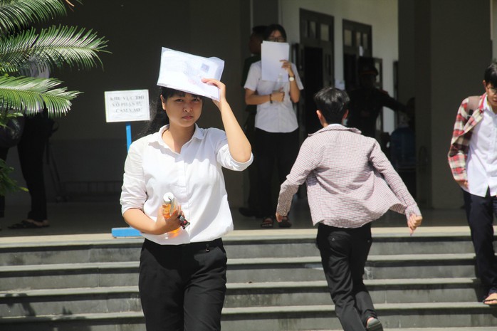 Một thí sinh Quảng Nam đạt 9,75 điểm môn ngữ văn - Ảnh 1.