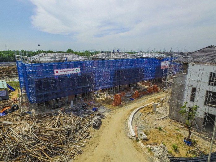 Nghịch lý thị trường căn hộ: Sức mua giảm, giá vẫn leo thang - Ảnh 2. Nghịch lý thị trường căn hộ: Sức mua giảm, giá vẫn leo thang - Ảnh 2.