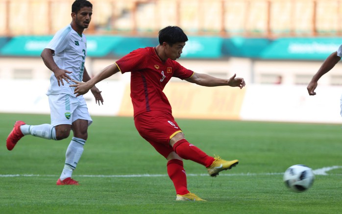 Olympic Việt Nam - Olympic Pakistan 3-0: Cảm xúc trái ngược vì Công Phượng - Ảnh 1.